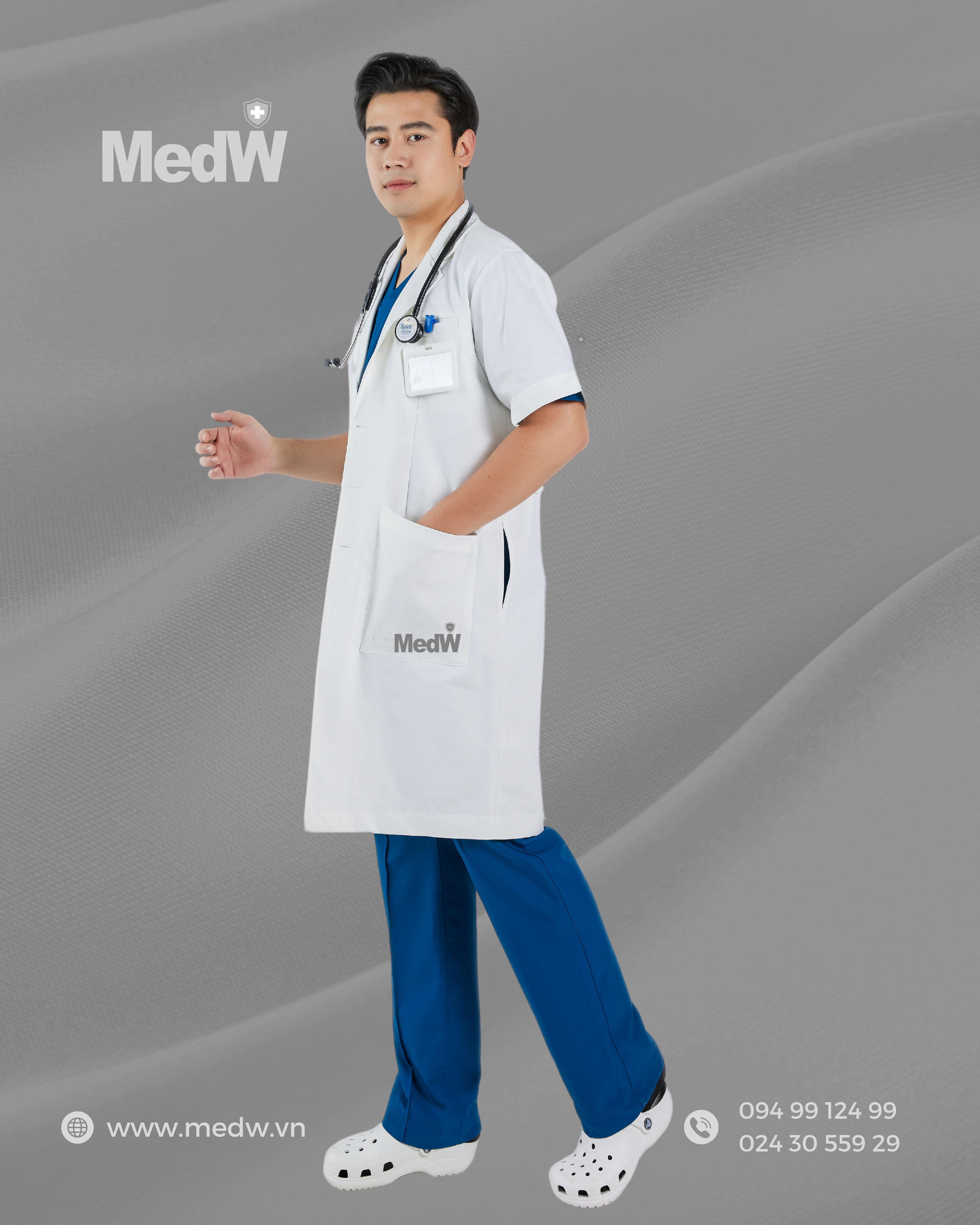 Chiếc áo blouse bác sĩ tạo dựng hình ảnh thân thiện, thiện cảm với người bệnh