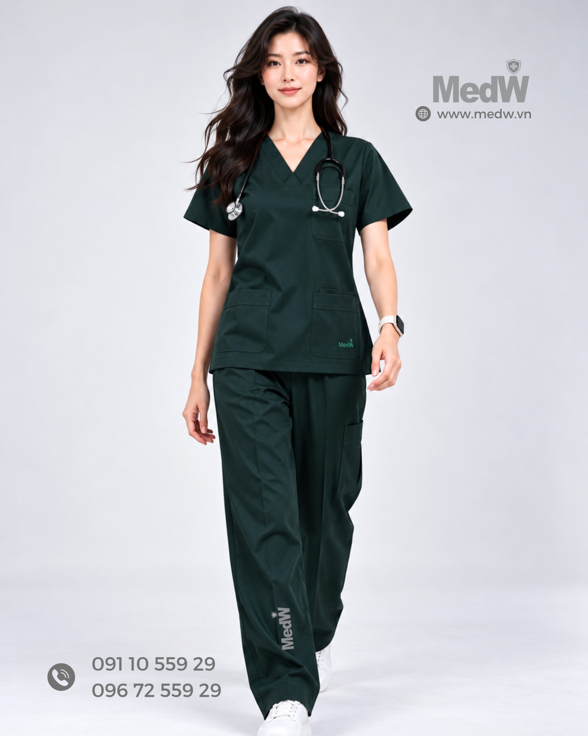 MedW Venus Sovereign Evergreen Scrubs Nữ Y Bác Sĩ Xanh Tùng Bách - Đồng Phục Y Tế Màu Xanh Rêu Sậm 12 dong phuc y te mau xanh reu dam scrubs nu scaled